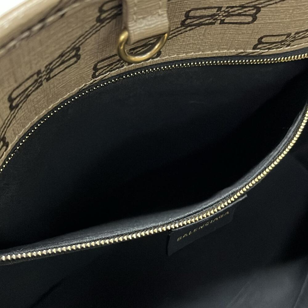 Balenciaga BB Monogram Signature medium shopper Tote Bag 702698 Brown Black - Picture 14 of 15